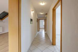 Eigennutzeroption! 3-Familienhaus mit einer vermieteten Einheit in Kupferdreh  – Die vollständige Adresse der Immobilie erhältst du vom Anbieter., 45257 Kupferdreh, Essen – Vorschaubild 19