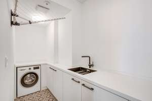 Designer-Maisonette über drei Ebenen mit künstlerischem Flair – Die vollständige Adresse der Immobilie erhältst du vom Anbieter., 10789 Charlottenburg, Berlin – Vorschaubild 14