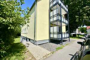 Garten inklusive! Hübsche 3,5-Zimmer-Wohnung mit großer Küche, Duschbad und neuem Balkon. – Mamertusstr. 38, 44369 Dortmund – Vorschaubild 2