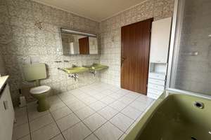 Willkommen daheim! Tolles 2-FH mit 2 sep. Eingängen, 2 Garagen, Balkon, Terrasse und schönem Garten – Die vollständige Adresse der Immobilie erhältst du vom Anbieter., 76706 Dettenheim – Vorschaubild 19