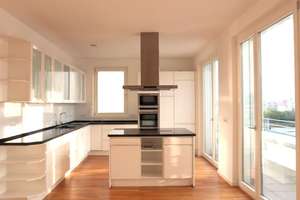 EIN SCHÖNES PENTHOUSE IN BESTER PLATZLAGE - PROVISIONFREI