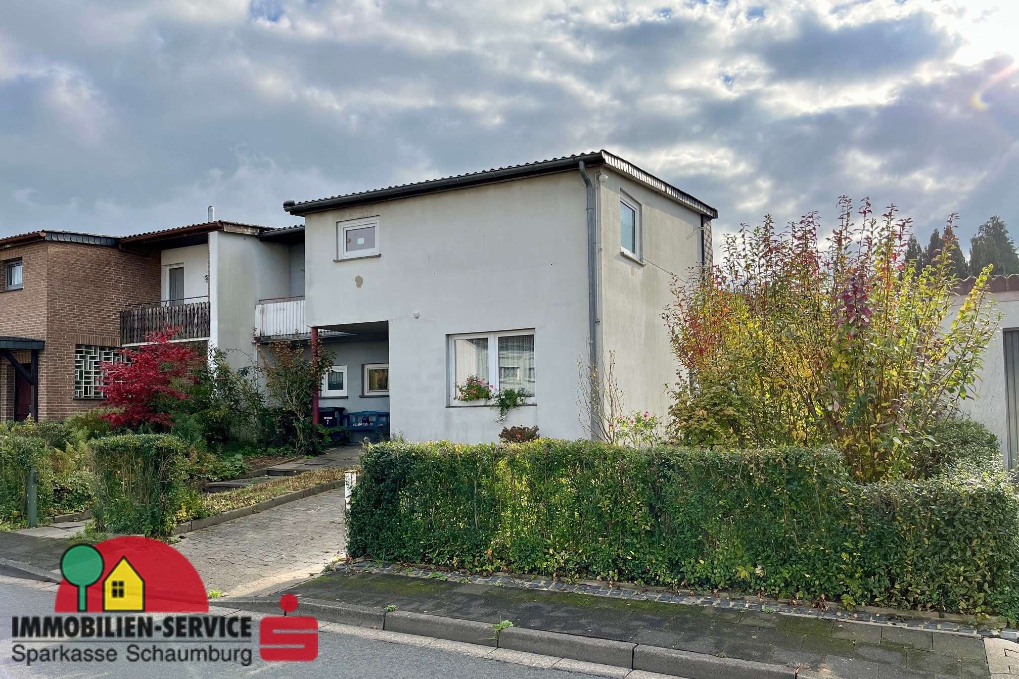 Modernisierungsbedürftige Doppelhaushälfte in der Weststadt - Erbbaurecht, Schaumburg Kreis – Bild 1