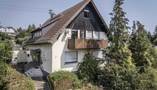 Bild von SEIL Private • 30 Minuten entfernt ! Schönes Dreifamilienhaus mit großem Grundstück