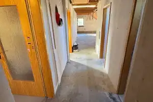 Besonderes 2-3 Familienhaus mit Garten, 3  Garagen in ruhiger Lage mit besonderer Aussicht – Im Hungerbühl 10, 73529 Ostalbkreis – Vorschaubild 18