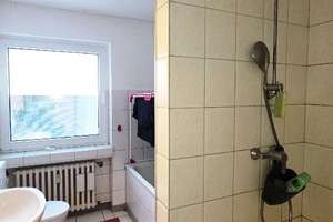 Vermietete 2-Zi.-Dachgeschosswohnung mit Garage in Leverkusen-Rheindorf! – 51371 Rheindorf, Leverkusen – Vorschaubild 6
