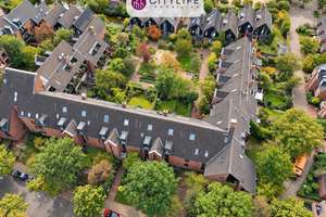 ...BESONDERE MAISONETTE MIT GALERIE, LOGGIA UND TIEFGARAGENSTELLPLATZ - RENOVIERT & BEZUGSFREI...