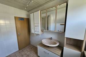 Wohnen auf dem Land - Großzügiges Zweifamilienhaus mit 2 Garagen und gepflegtem Garten – Die vollständige Adresse der Immobilie erhältst du vom Anbieter., 91611 Lehrberg – Vorschaubild 23
