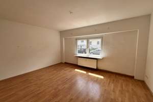 Frisch Sanierte 3,5 Zimmer Wohnung im Zentrum von Feudenheim (3 Zimmer, Esszimmer, Küche, Bad) – Die vollständige Adresse der Immobilie erhältst du vom Anbieter., 68259 Feudenheim, Mannheim – Vorschaubild 7