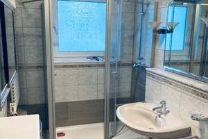 Property thumbnail 12