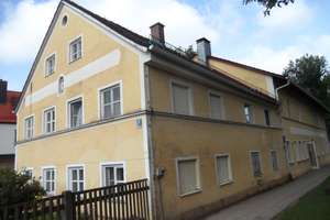 Im Herzen von Oberföhring:  Mehrfamilienhaus Sanierungsobjekt * Ensembleschutz * Erbbaurecht – Muspillistraße 5, 81925 Oberföhring, München – Vorschaubild 3