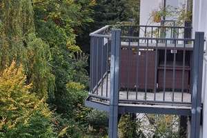 Von privat: Sonnige, ruhige 2,5-Zimmer Wohnung mit 2 Balkonen und Kamin in Hamburg-Winterhude