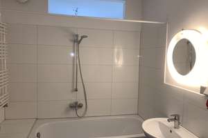 Koffer packen und einziehen: Top-modernisierte 2-Zimmer-Wohnung in Kreuzberg (bezugsfrei) – Yorckstraße 75, 10965 Kreuzberg, Berlin – Vorschaubild 9