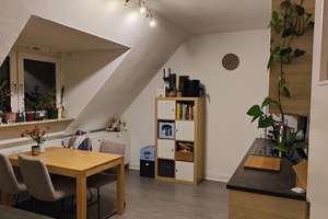 Charmante 2-Zimmer Dachgeschosswohnung in Münster-Pluggendorf – Die vollständige Adresse der Immobilie erhältst du vom Anbieter., 48151 Pluggendorf, Münster – Vorschaubild 2