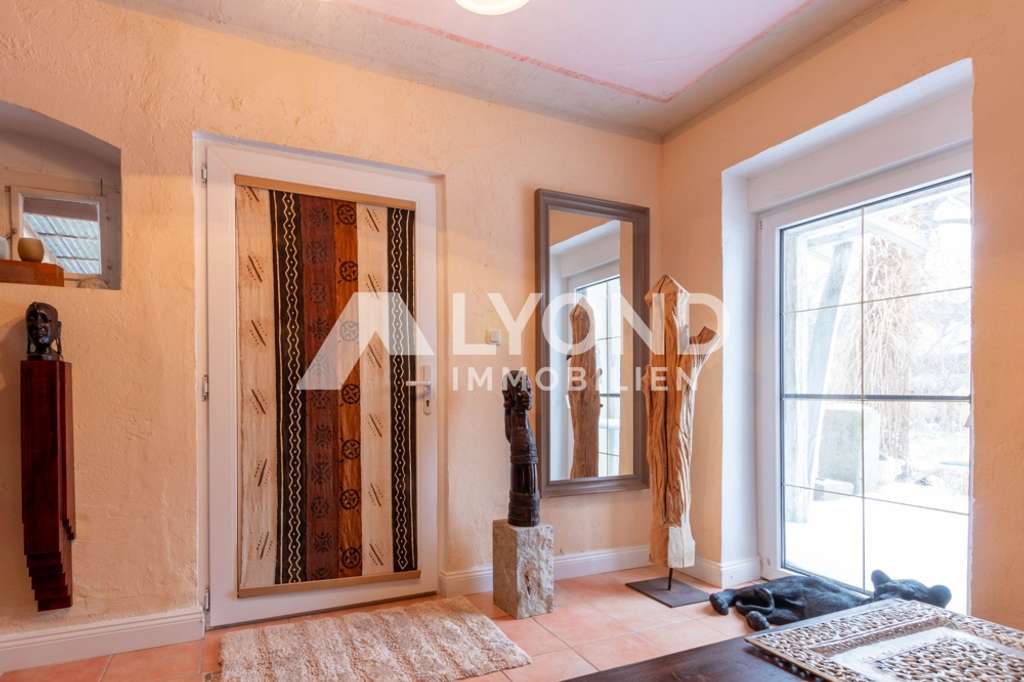 Immobilie in Erlau - Einzigartiges Landhaus mit Afrika-Ambiente, Charakter und Seele auf weitläufigem Naturgrundstück - Bild 3