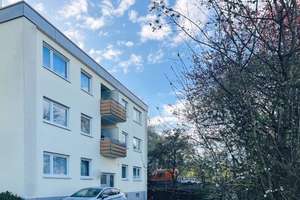 
Exklusive 3-Zimmer-Wohnung mit Balkon und Garage in Karlsruhe-Daxlanden – stilvoll wohnen mit bes – Die vollständige Adresse der Immobilie erhältst du vom Anbieter., 76189 Daxlanden, Karlsruhe – Vorschaubild 1