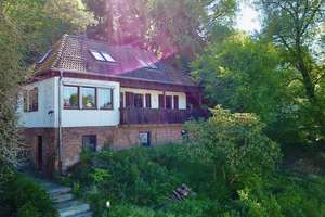 MODERNISIERTES EINFAMILIENHAUS MIT WEITLÄUFIGEN GRUNDSTÜCK – Die vollständige Adresse der Immobilie erhältst du vom Anbieter., 63628 Bad Soden-Salmünster – Vorschaubild 2