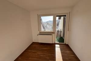 Erstbezug nach Sanierung – Charmantes Reihenhaus mit Garage in Niederstetten – Rebenweg 20, 97996 Niederstetten – Vorschaubild 9
