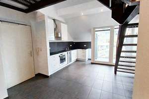 Wunderschöne neu sanierte 3-Zimmer-Maisonette-Wohnung mit Altbau Charm – Flurstr. 2, 40235 Flingern Nord, Düsseldorf – Vorschaubild 3