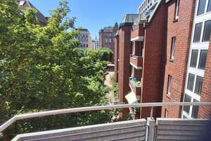 *Neues Zuhause für Ihre Familie* 4-Zimmer-Wohnung mit Balkon, zwei Bädern und Einbauküche – Alstertwiete 13, 20099 Sankt Georg, Hamburg – Vorschaubild 14
