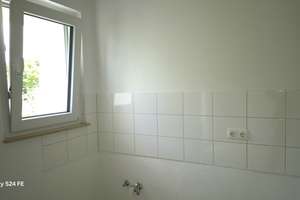 Ihre Zukunft - Ihre Wohnung: komplett renovierte 3-Zi.-DG-Wohnung mit Balkon – Mengeder Str. 543, 44359 Mengede (Ortsteil), Dortmund – Vorschaubild 4