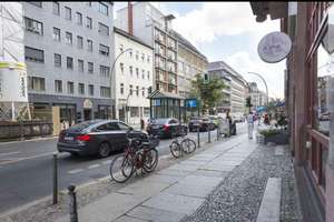 Rooftop Penthouse - Elevator - Prime Location - Just 5 Minutes from Friedrichstraße - Bezugsfrei – Chaussee straße 105, 10115 Mitte (Ortsteil), Berlin – Vorschaubild 9
