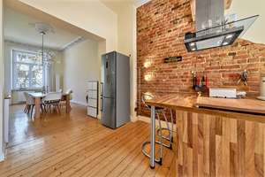 BEL ÉTAGE! 4 Zimmer Wohnung im Stilaltbau mit Balkon, Kamin EBK & Wellnessoase *Stellplatz* – Die vollständige Adresse der Immobilie erhältst du vom Anbieter., 65185 Mitte, Wiesbaden – Vorschaubild 8