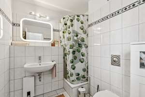 Property thumbnail 10