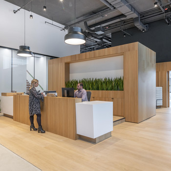 Nutze eine professionelle Geschäftsadresse für dein Unternehmen in Spaces Omniturm