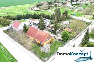 Gemütliches Einfamilienhaus, ca. 161m² Wfl., 6 Zi., Terrasse., Winterg. & 2322m² grünes Grundstück! – Demmin (Kreis) – Vorschaubild 1