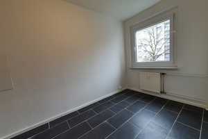 **FRISCH RENOVIERT**3-Zimmer-Wohnung // Balkon // 3.OG // Bad mit Wanne – Jupiterstraße 7, 4205 Leipzig – Vorschaubild 6