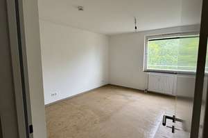 Sommer 26 in der neuen Wohnung? 3-Zimmer-Wohnung Nähe Franken Center ab 01.06.26!! – Striegauer Str. 2, 90473 Langwasser Südost, Nürnberg – Vorschaubild 4