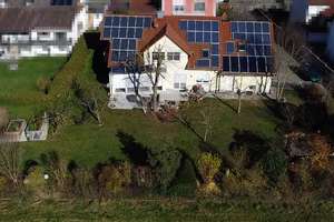 Repräsentatives und exklusives Einfamilienhaus in Aichach-Oberschneitbach! – Die vollständige Adresse der Immobilie erhältst du vom Anbieter., 86551 Aichach – Vorschaubild 32