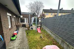 Exklusives Zweifamilienhaus (1 Einheit derzeit vermietet) in Quickborn – Pinneberg (Kreis) – Vorschaubild 25