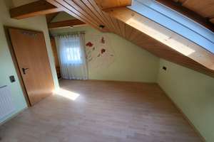 Wohnen mit Charakter: Drei-Zimmer-Dachgeschosswohnung in Reckendorf – Greifenklaustraße 6, 96182 Reckendorf – Vorschaubild 13