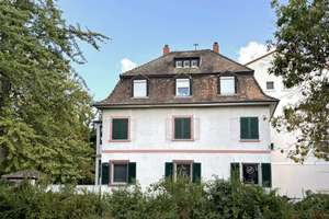 Gepflegte Kapitalanlage mit drei Wohneinheiten, Garten, Balkon und Stellplätzen
