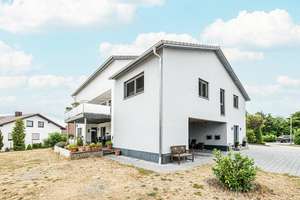 Modernes Wohnerlebnis - Großzügiges Zweifamilienhaus - Erdgeschoss vermietet – Die vollständige Adresse der Immobilie erhältst du vom Anbieter., 93426 Roding – Vorschaubild 5