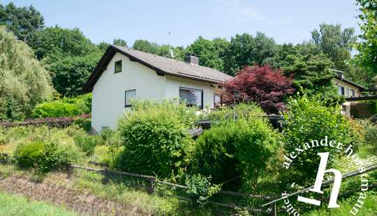 Bild von Freistehendes Einfamilienhaus in Niederjosbach mit Ausbaureserve