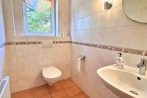 6725 - Ihr neues Zuhause: 5 Zimmer, viel Platz und ein Garten zum Verlieben – Breslauer Straße 23e, 26655 Westerstede – Vorschaubild 5