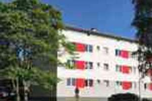 Endlich Zuhause: sanierte 2-Zimmer Wohnung mit Durchgangszimmer – Kieler Str. 13, 24143 Gaarden-Ost, Kiel – Vorschaubild 1