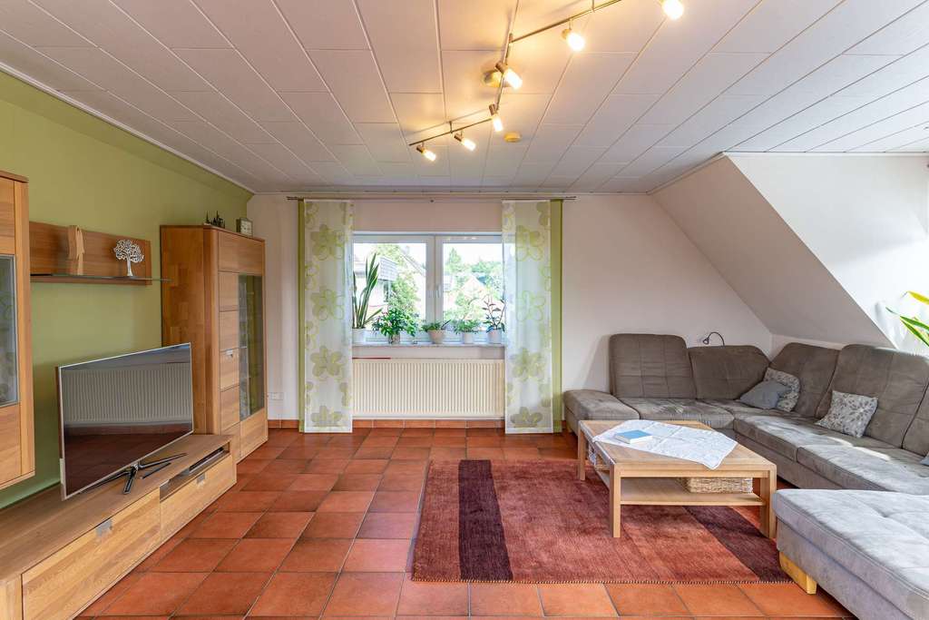 Immobilie in Hörstel - Zweifamilienhaus mit Traumgarten – perfekt für mehrere Generationen - Bild 2