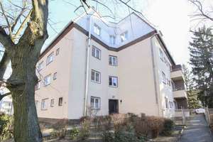 Wohnen über den Dächern: 3-Zimmer-Wohnung mit privater Aufdachterrasse in Lankwitz – Derfflingerstraße 45, 12249 Lankwitz, Berlin – Vorschaubild 3
