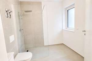 Exklusive, kernsanierte Dachgeschosswohnung mit Dachspitz und Loggia in Augsburg-Pfersee – Alfonsstraße 30, 86157 Pfersee-Süd, Augsburg – Vorschaubild 5