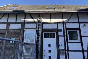 Frühlingserwachen in Remscheid - Hasten - Knusperhäuschen für kleine Familie  mit eigenem Garten