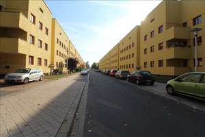 ! Wohnen in der Beimssiedlung - 3 Raum mit Loggia und Dusche ! – Flechtinger Str. 30, 39110 Stadtfeld West, Magdeburg – Vorschaubild 2
