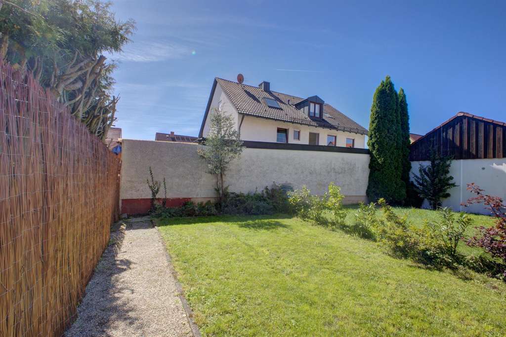 Immobilie in Röhrmoos - Lichtdurchflutete Maisonette-Wohnung mit Balkon, Garten und Garage in Großinzemoos! - Bild 4