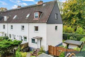 Endreihenhaus in Elmshorn mit Garten – Die vollständige Adresse der Immobilie erhältst du vom Anbieter., 25335 Elmshorn – Vorschaubild 2