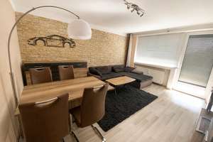 Gepflegte Eigentumswohnung mit Balkon, Garage und Stellplatz