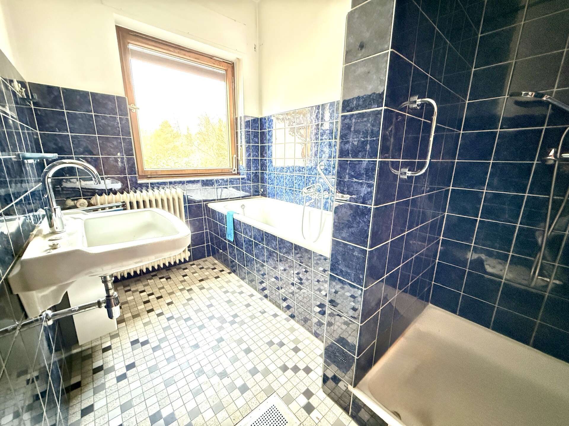 Immobilie in Daaden - Einfamilienhaus zum Verwirklichen in familienfreundlicher Umgebung! - Bild 4