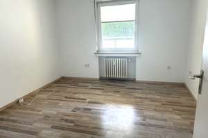 Krefeld - Oppum / helle 3 Zi.-Whg. mit Balkon in schöner, ruhiger Lage unweit des Schönwasserparks – Die vollständige Adresse der Immobilie erhältst du vom Anbieter., 47809 Oppum, Krefeld – Vorschaubild 6