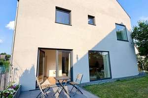 Lichtdurchflutet, modern, naturnah: Attraktives Eigenheim mit Garten – sofort einzugsbereit. – Die vollständige Adresse der Immobilie erhältst du vom Anbieter., 12349 Britz, Berlin – Vorschaubild 43